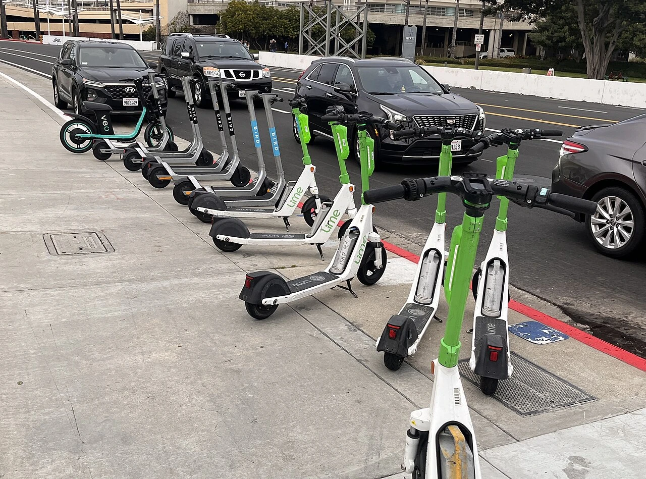 Bahrain Launches Major E-Scooter and Bicycle Crackdown