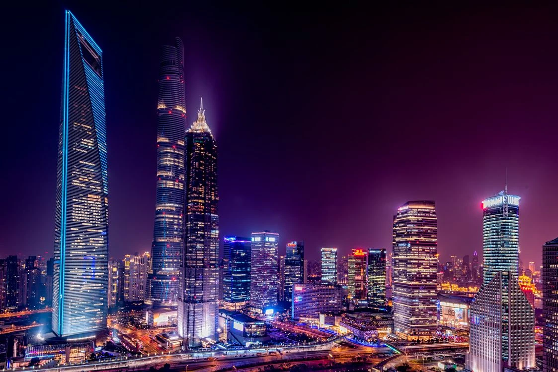 Abu Dhabi Clarifies Family Sponsorship for Property Owner Visas