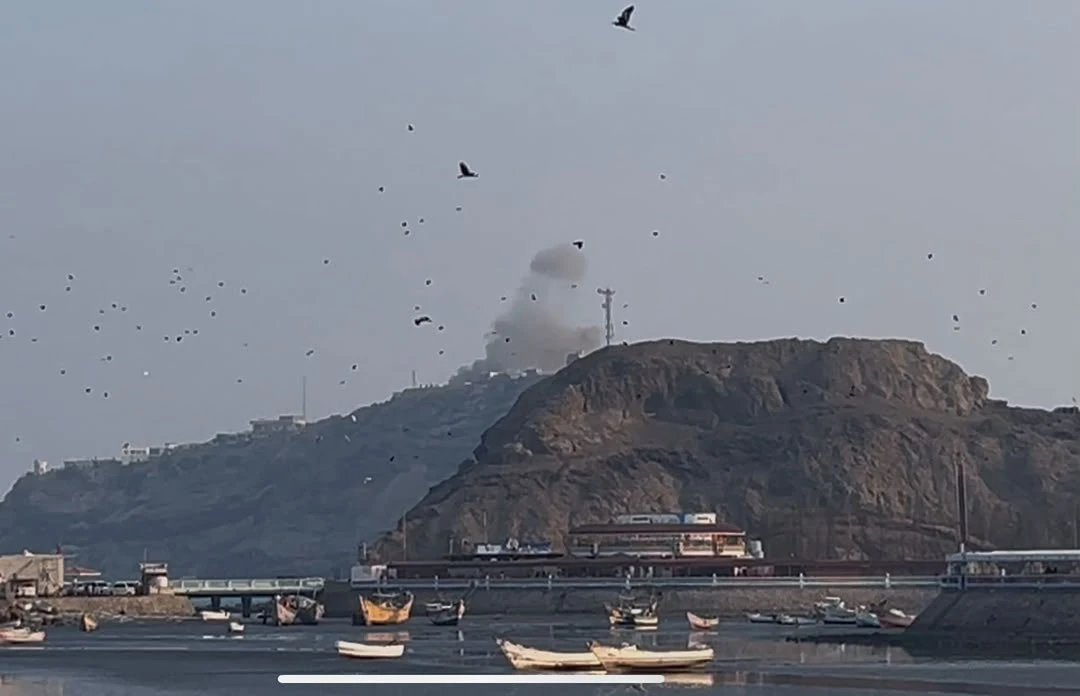 Houthi Missile Attack Aden Palace Kills Five; Flights Suspended