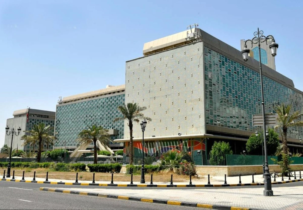 Kuwait Cuts Power in Bachelor Housing Crackdown