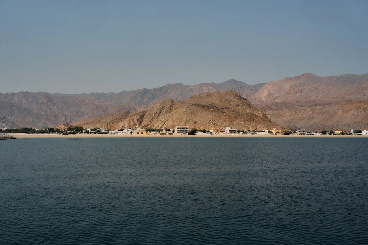 17 Detained in Musandam Border Security Raid