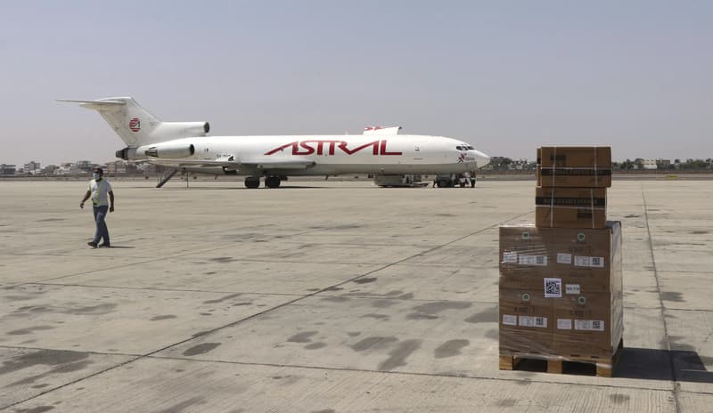 Missile Strikes Hit Aden and Riyadh Airports, Disrupting Flights