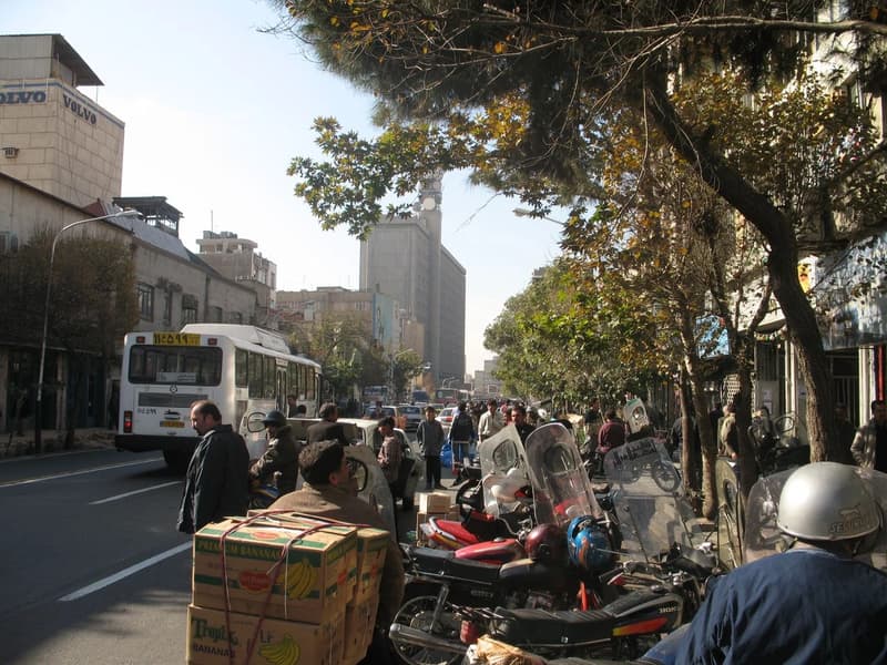 Iran Exempts Foreigners From Key Registration Codes