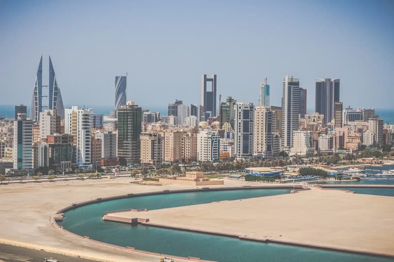 Bahrain Permits 90-Day Temporary Work for Expats