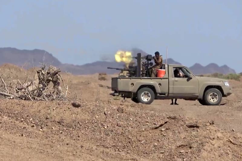 Yemen Conflict Hits Saudi Arabia: Flight Disruptions and Red Sea Risks