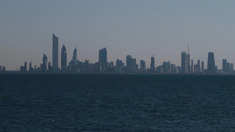 Kuwait Launches 'Ballegh' Feature on Sahel App for Complaints