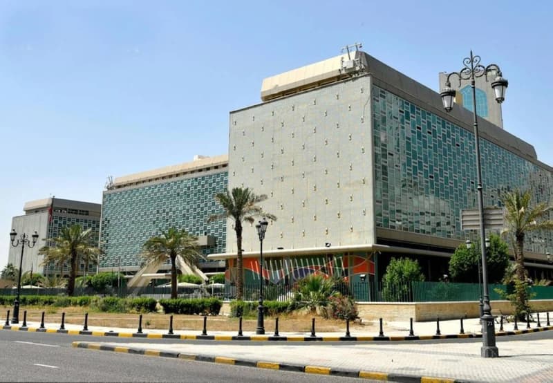 Kuwait Cuts Power in Bachelor Housing Crackdown