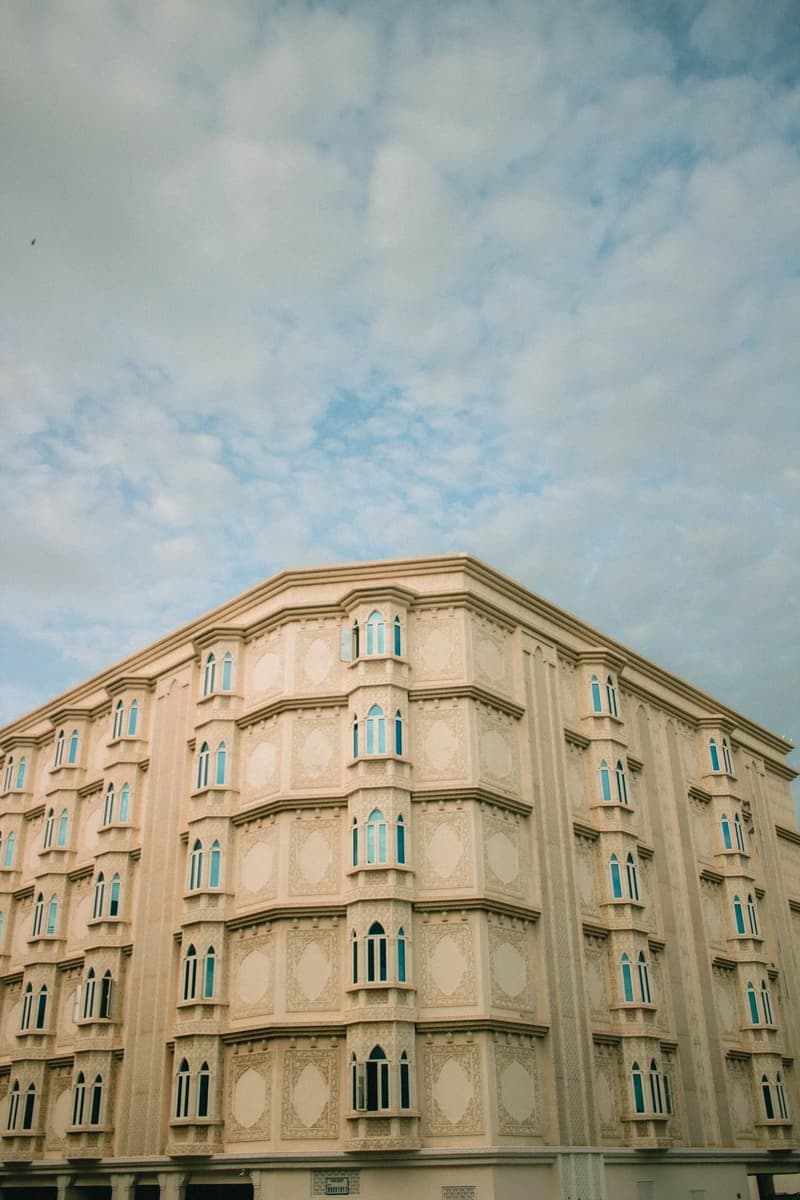 Muscat Housing Ban: No Shared Bachelor-Family Residences